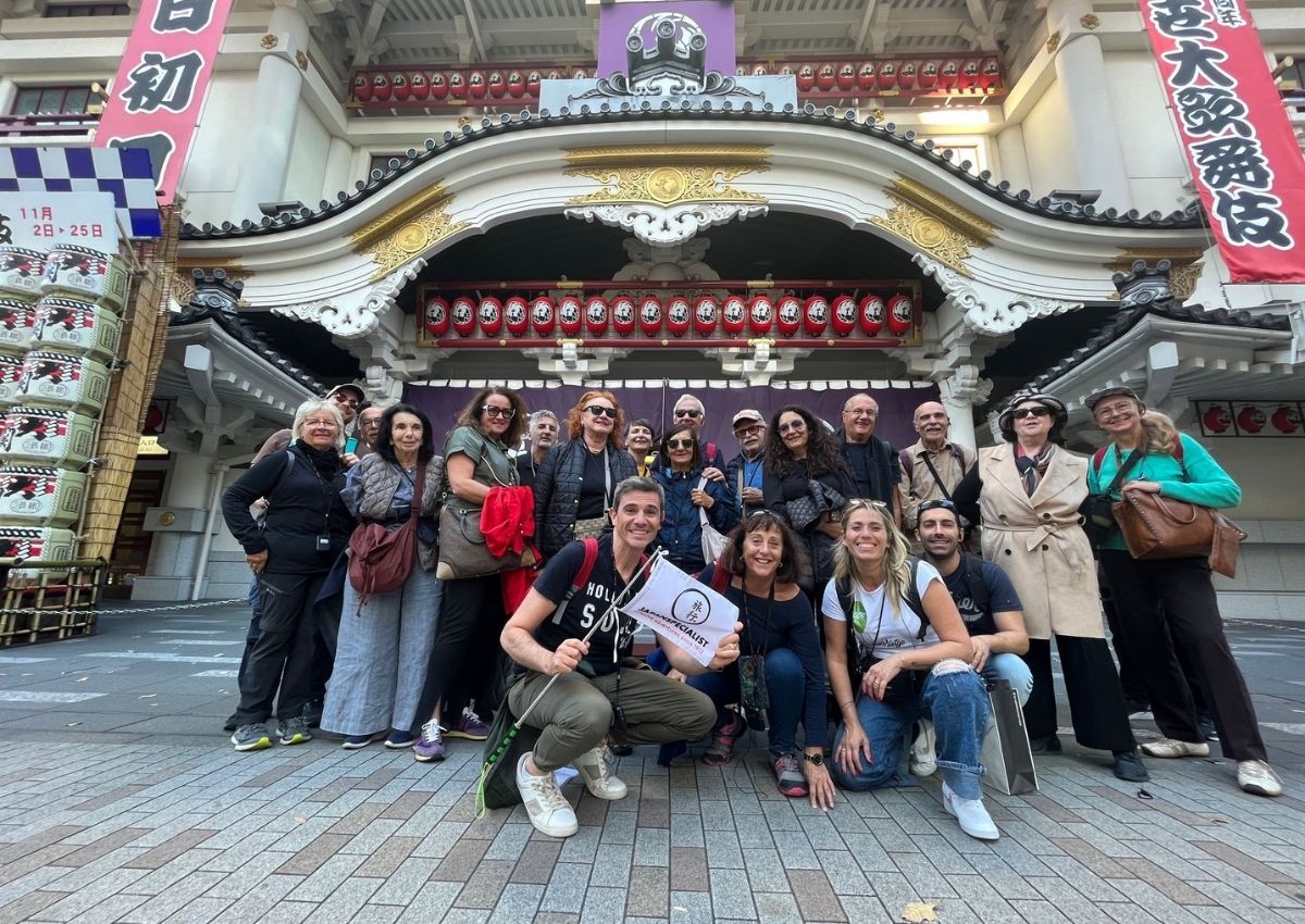 En av våra grupper under en resa i Japan