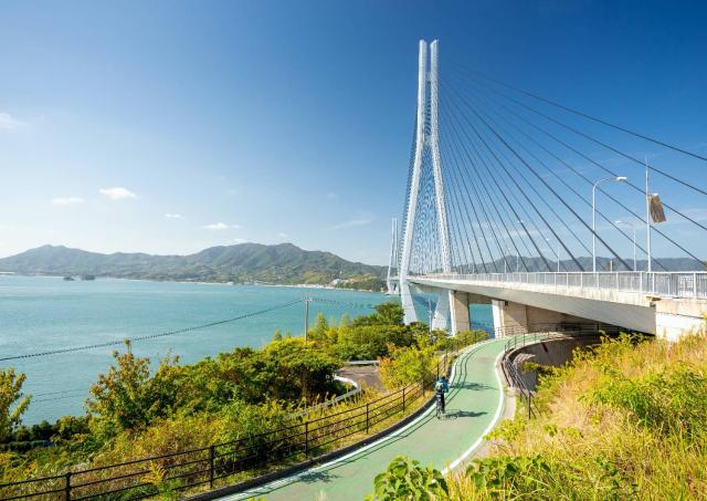 Tatarabron och Shimanami Kaido cykelväg