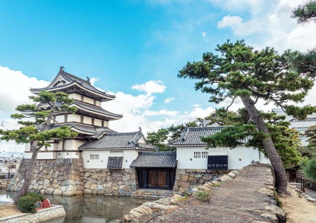 Takamatsu slott