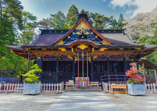 Den stora salen i Osaki Hachimangu Shrine