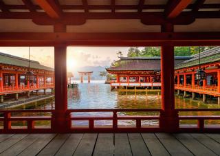 Itsukushima Shrine vid lågvatten