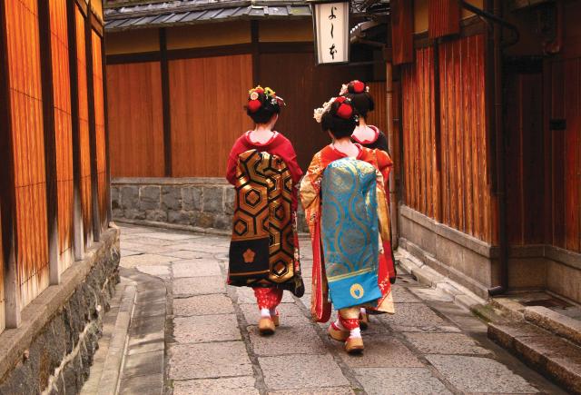 Geishas i Gion-distriktet i Kyoto