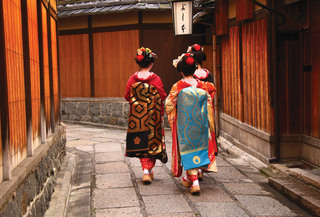 Geishas i Gion-distriktet i Kyoto